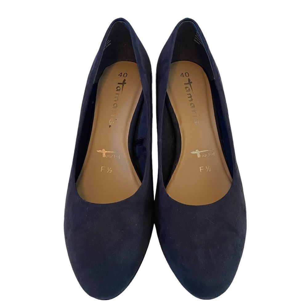 Tamaris Wortmann Dark Blue Faux Suede Round Toe Block Heel Pumps in Size 7.5